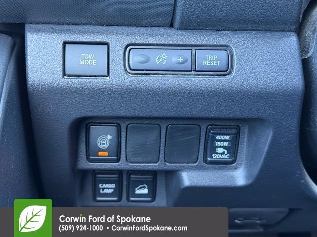 Used 2022 Nissan Frontier SV w/ SV Premium Package AWD/4WD image 25