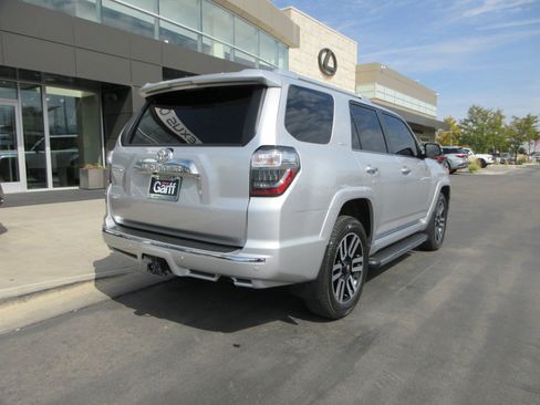 Used 2023 Toyota 4Runner Limited AWD/4WD image 10