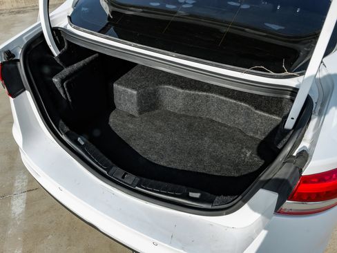 Used 2019 Ford Fusion SE FWD image 52