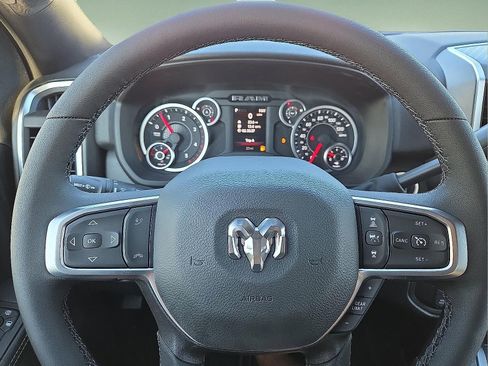 New 2026 RAM 2500 Big Horn AWD/4WD image 24