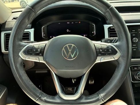 Used 2022 Volkswagen Atlas SEL R-Line AWD/4WD image 13