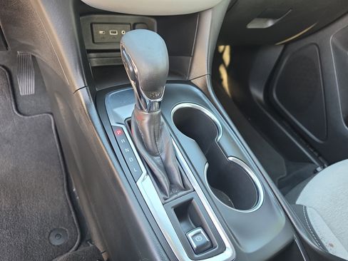 Used 2022 Chevrolet Equinox LT FWD image 29