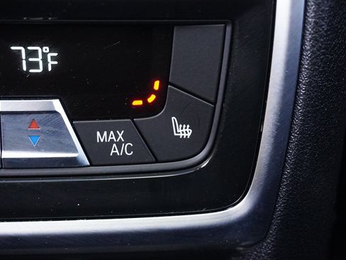 Used 2023 BMW X7 xDrive40i w/ Premium Package image 84