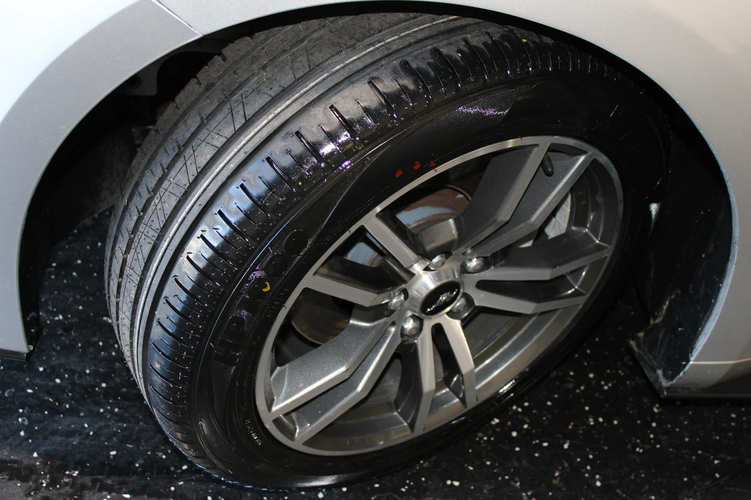Used 2016 Ford Mustang Convertible RWD image 42