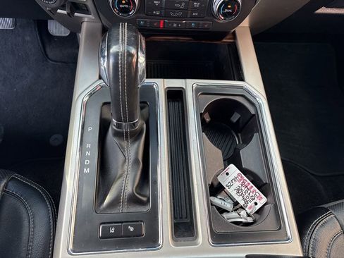 Used 2018 Ford F150 Lariat w/ Equipment Group 502A Luxury image 17