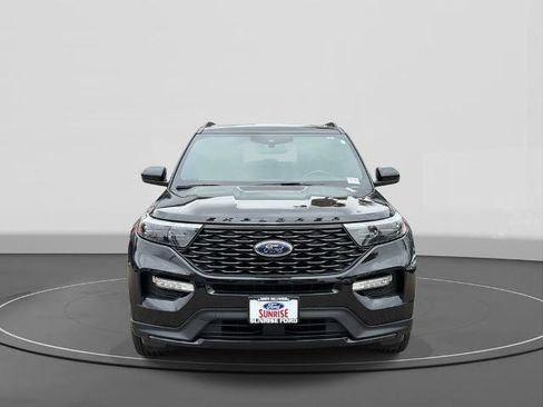 Certified 2023 Ford Explorer ST-Line w/ Class IV Trailer Tow Package AWD/4WD image 3