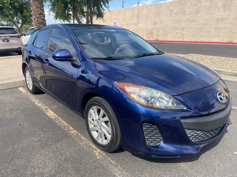 Used 2012 MAZDA MAZDA3 i Touring FWD image 3