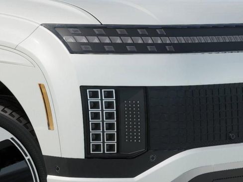 New 2026 Hyundai Ioniq 9 Calligraphy image 9