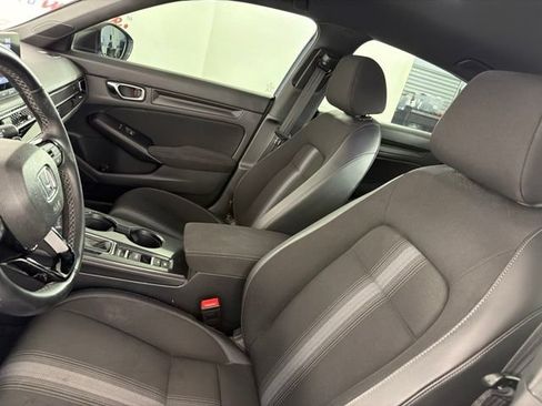 Used 2022 Honda Civic Sport image 11