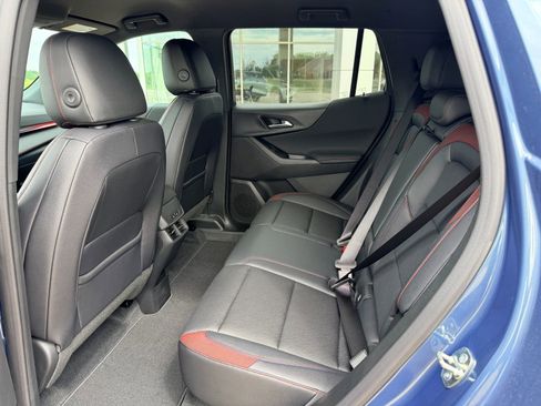 New 2026 Chevrolet Equinox RS w/ Convenience Package III FWD image 16
