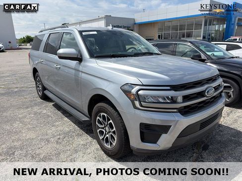 Used 2024 Ford Expedition Max XLT RWD image 1
