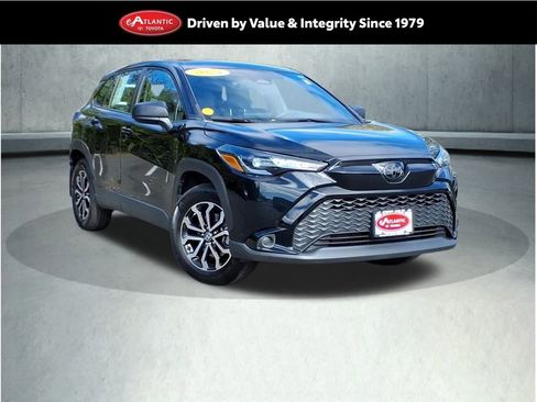 Certified 2023 Toyota Corolla Cross S image 1