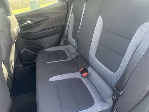 Used 2023 Chevrolet TrailBlazer LT w/ Confidence II Package AWD/4WD image 26
