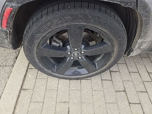 Certified 2023 Land Rover Defender 130 X-Dynamic SE image 12