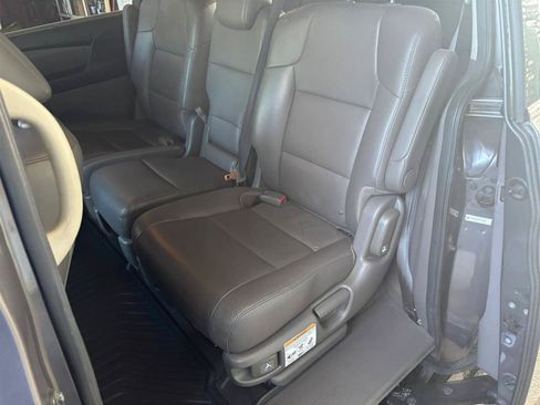 Used 2015 Honda Odyssey Touring image 9