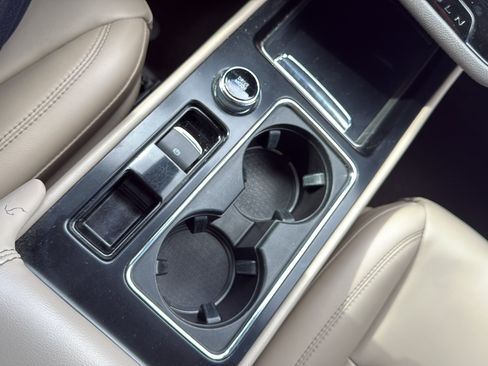 Used 2022 Lincoln Corsair FWD image 19