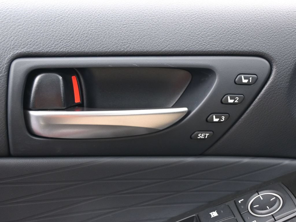 Used 2025 Lexus IS 300 w/ Premium Package RWD image 19
