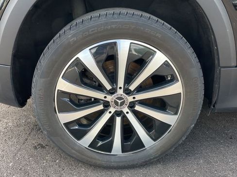 Certified 2023 Mercedes-Benz GLB 250 4MATIC image 13