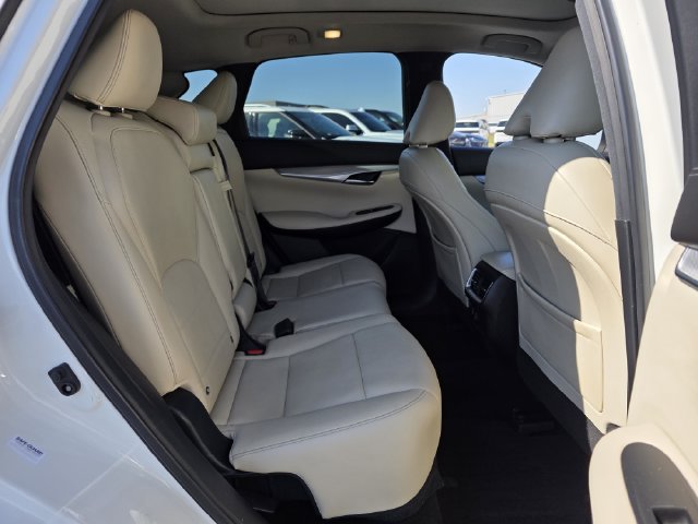 Used 2020 INFINITI QX50 Luxe w/ Navigation Package FWD image 33
