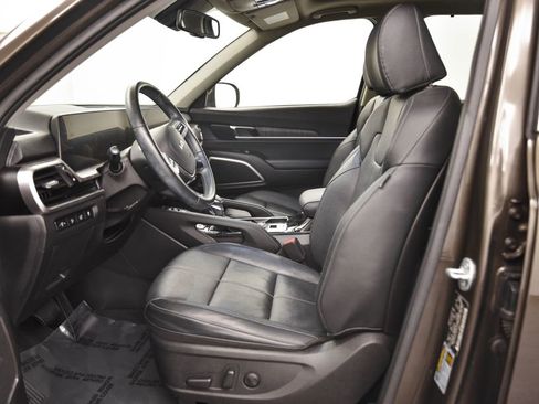 Used 2024 Kia Telluride EX image 13
