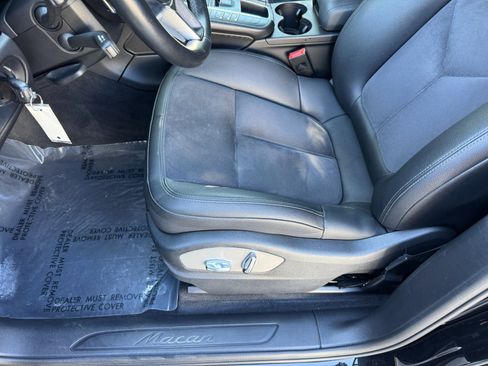 Used 2020 Porsche Macan image 24