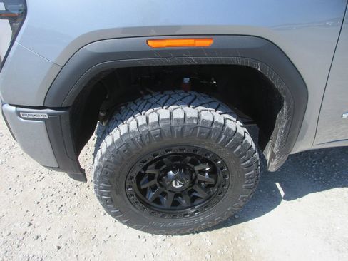 New 2026 GMC Sierra 2500 AT4 AWD/4WD image 13