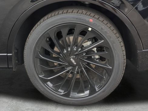 New 2026 Lincoln Aviator Reserve w/ Luxury Package RWD image 9