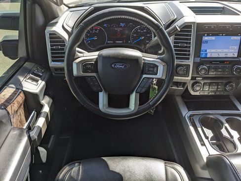 Used 2017 Ford F250 Lariat w/ Chrome Package image 16