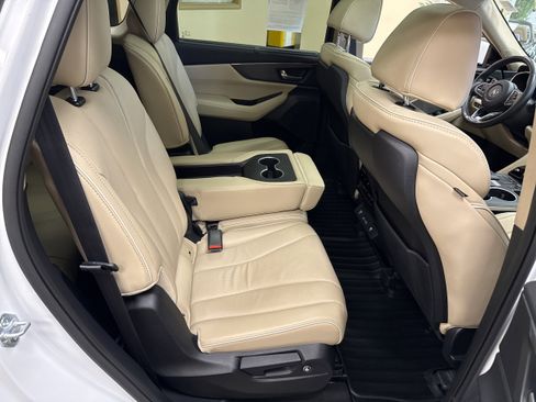 Used 2023 Acura MDX SH-AWD w/ Advance Package image 44