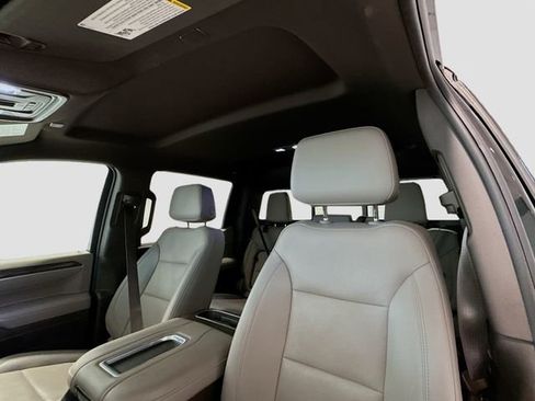 Used 2022 Chevrolet Silverado 1500 LTZ w/ LTZ Convenience Package II AWD/4WD image 22