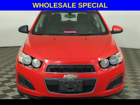 Used 2014 Chevrolet Sonic LT FWD image 3