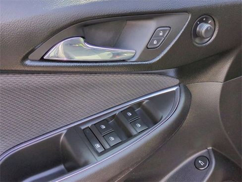 Certified 2018 Chevrolet Cruze LS image 21