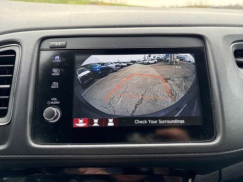 Used 2022 Honda HR-V EX image 19