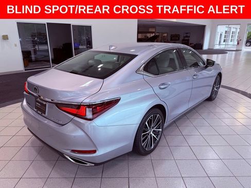 Certified 2025 Lexus ES 350 w/ Premium Package FWD image 7