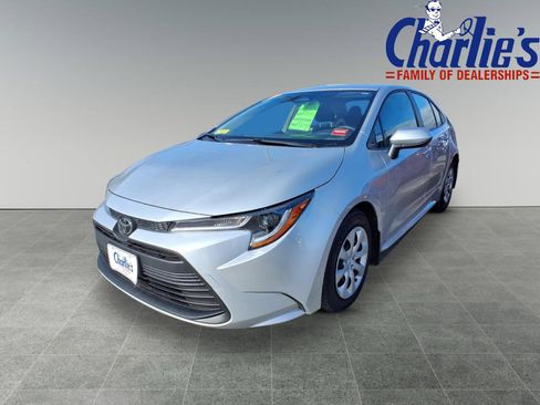 Certified 2023 Toyota Corolla LE w/ Carpet Mat Package (TMS) image 1