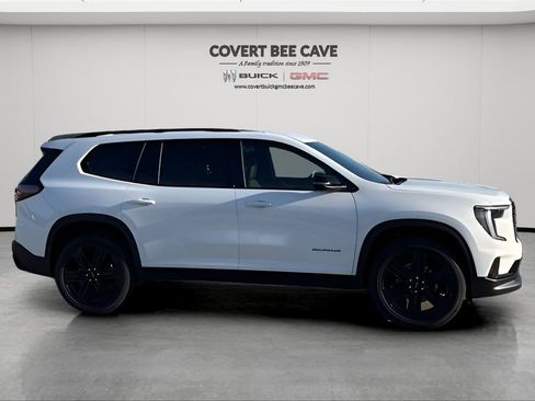 New 2026 GMC Acadia Elevation image 10