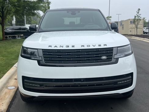 Used 2025 Land Rover Range Rover SE AWD/4WD image 33