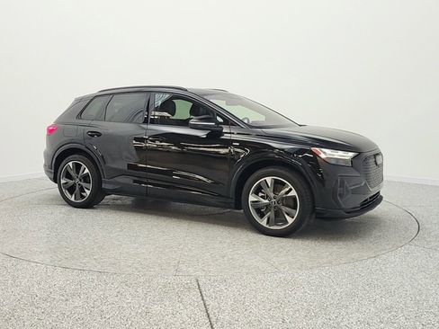 Used 2024 Audi Q4 e-tron Prestige w/ Black Optic Package image 3