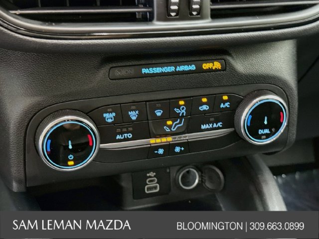 Used 2025 Ford Escape ST-Line AWD/4WD image 16