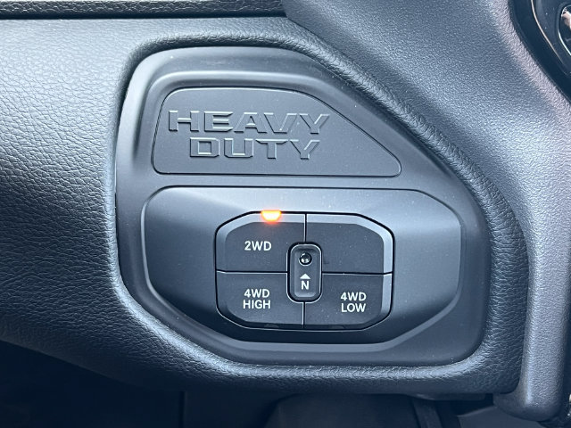 New 2026 RAM 2500 Laramie AWD/4WD image 34