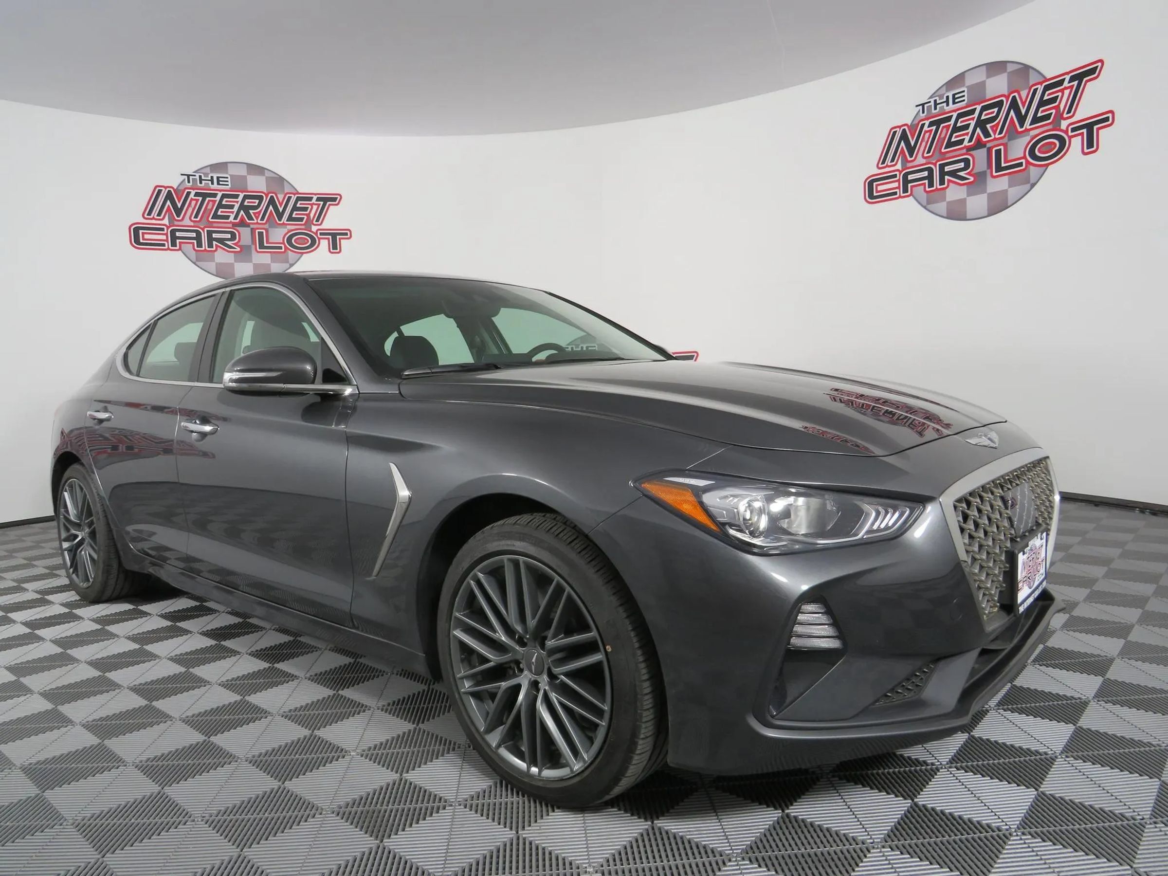 Used 2019 Genesis G70 2.0T Advanced AWD/4WD image 9