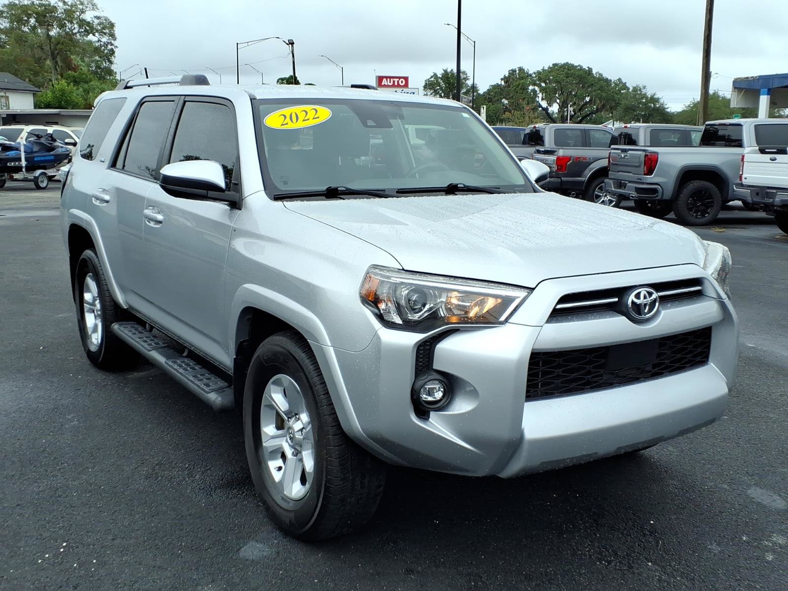 Used 2022 Toyota 4Runner SR5 RWD image 7