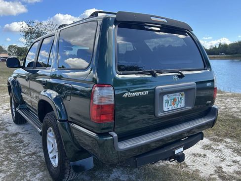 Used 2000 Toyota 4Runner SR5 image 11