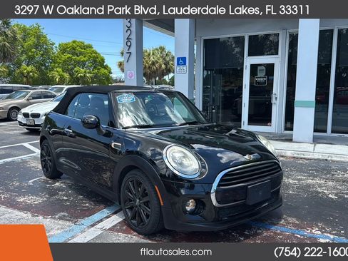 Used 2017 MINI Cooper Convertible FWD image 62