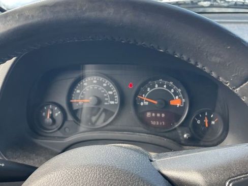 Used 2015 Jeep Patriot Latitude image 30