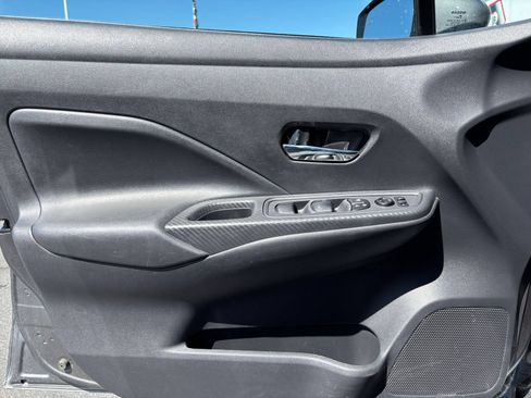 Used 2025 Nissan Versa SV FWD image 18