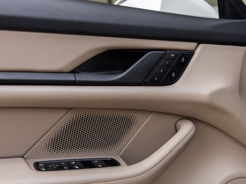 Certified 2023 Porsche Taycan image 23