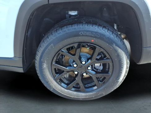 New 2026 Jeep Grand Cherokee 4WD image 10