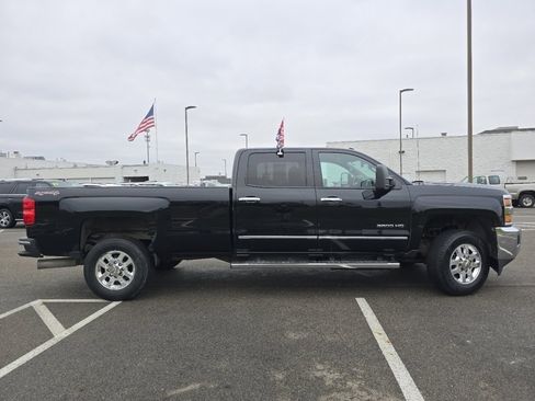 Used 2015 Chevrolet Silverado 3500 LTZ w/ LTZ Plus Package image 17
