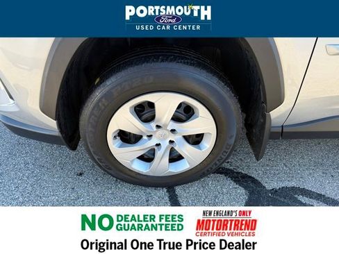 Used 2023 Toyota RAV4 LE image 27